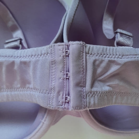 NWT Secret Treasures T-shirt Bra Lavender Touch 42103 size 42D - Picture 7 of 11